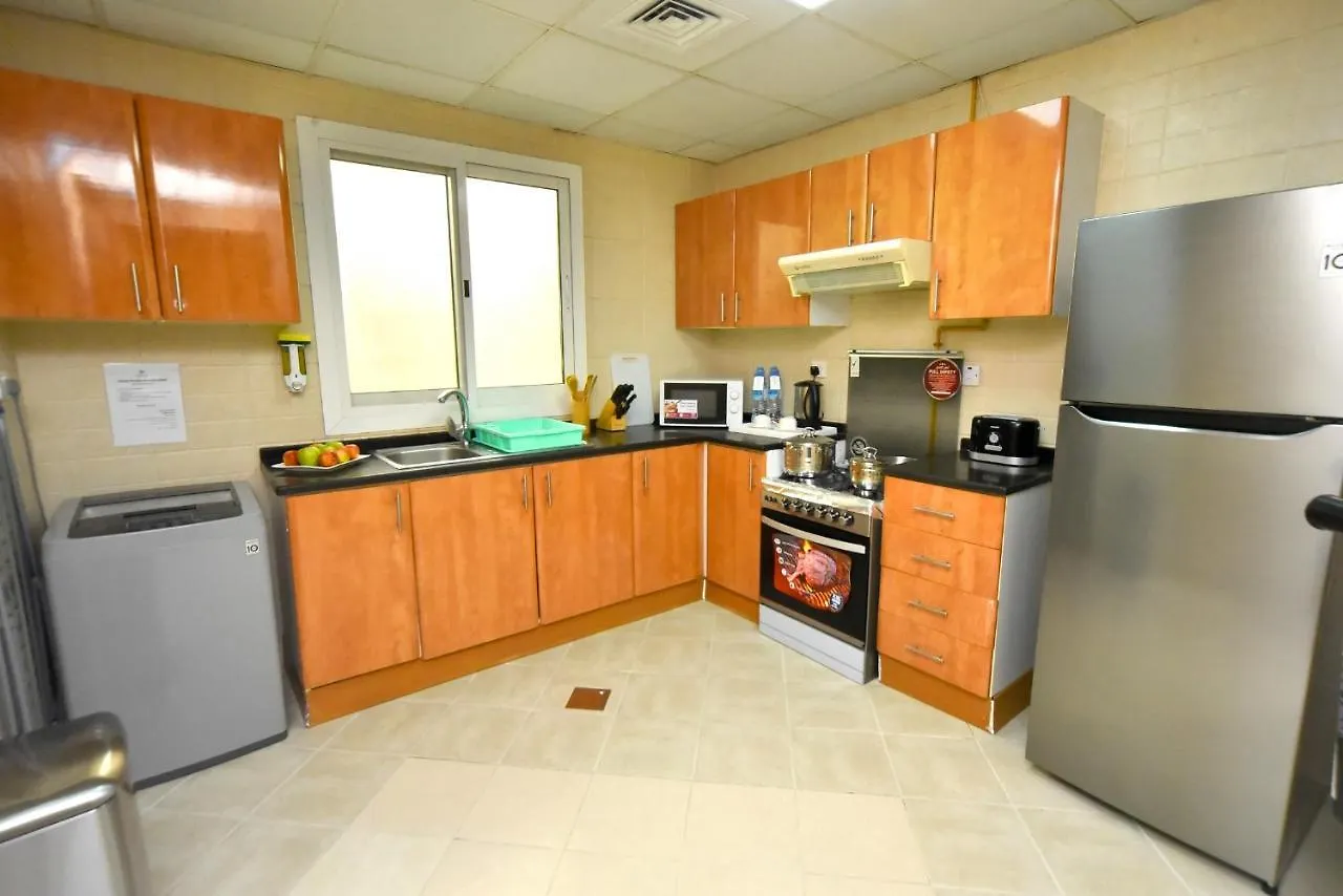 Emirates Stars Hotel Apartments Dubai 4*,
